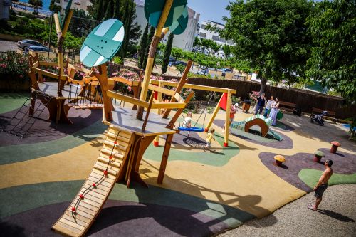 Parque infantil camping la Losa